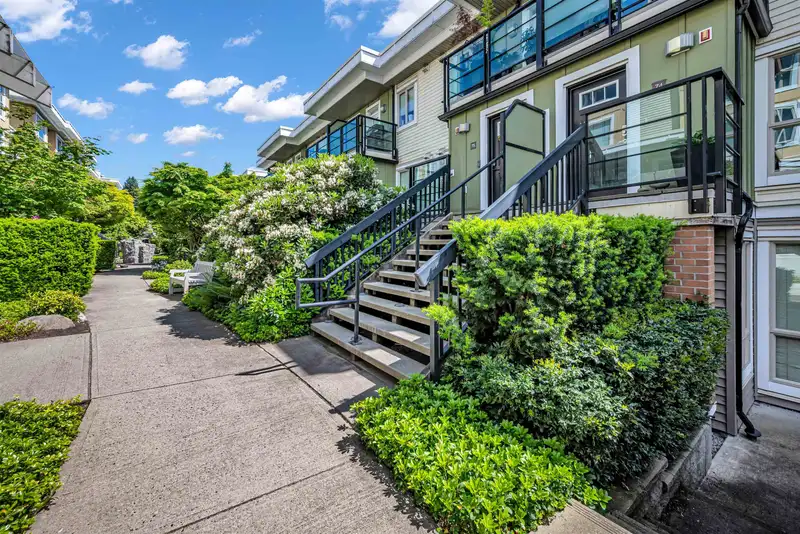 74 728 W 14TH STREET - photo 1 of 40