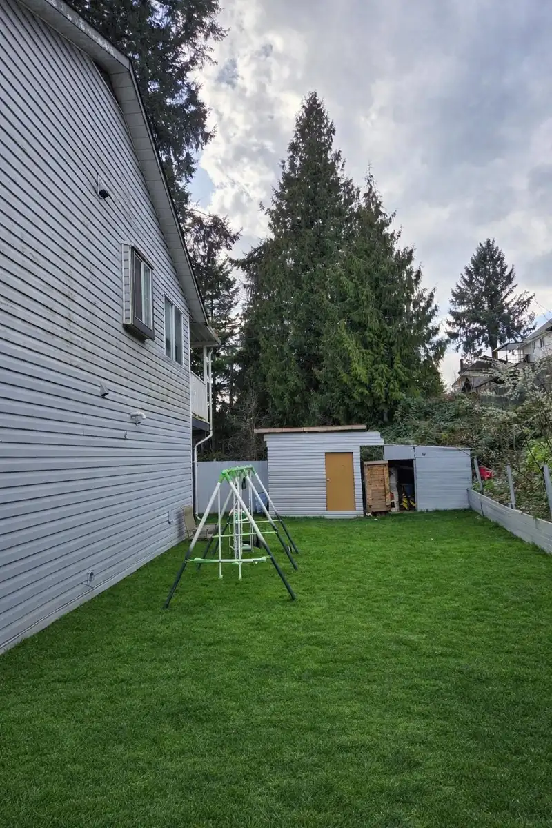 8167 CEDAR STREET - photo 4 of 17