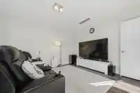 817 ROCHE POINT DRIVE - thumbnail 29