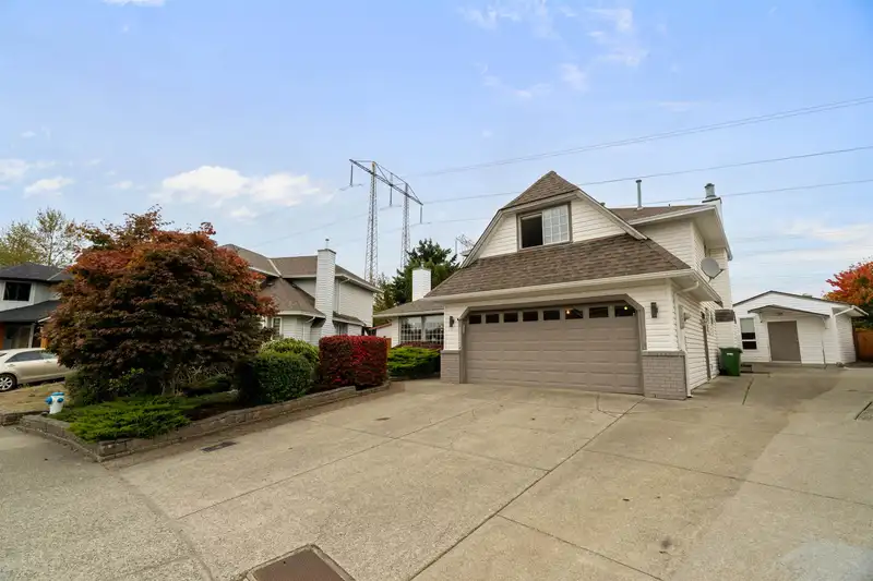 32345 CLINTON AVENUE - photo 1 of 34