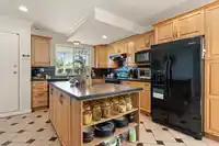 5740 189A STREET - thumbnail 27
