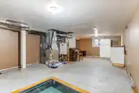 911 DUBLIN STREET - thumbnail 17