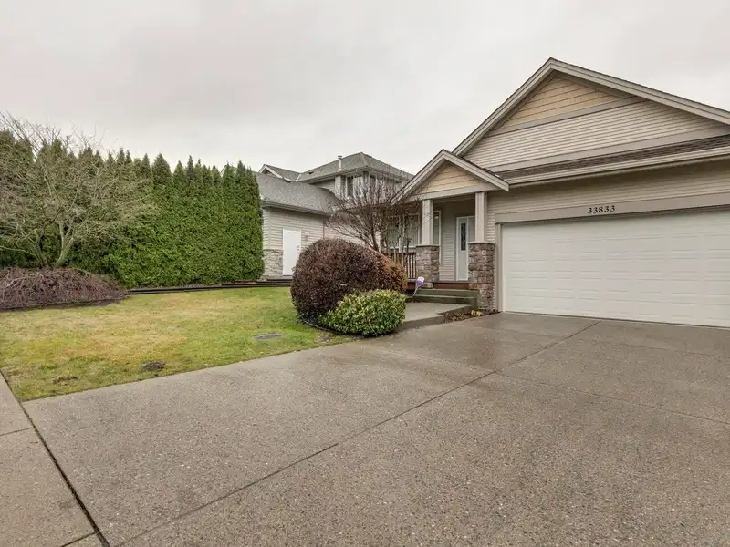 33833 FINDLAY COURT - photo 2 of 40