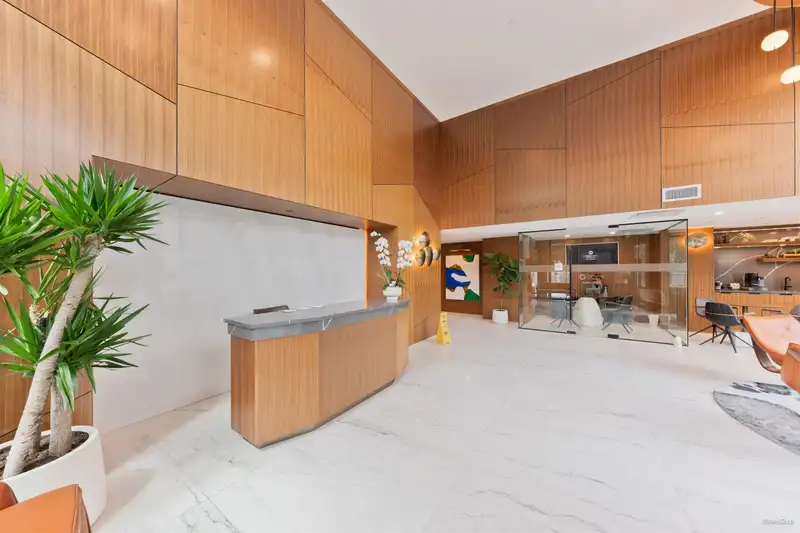 603 423 6TH STREET - photo 4 of 25