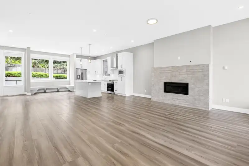 5 23527 LARCH AVENUE - photo 3 of 39