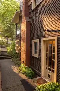 1749 WILLIAM STREET - thumbnail 26