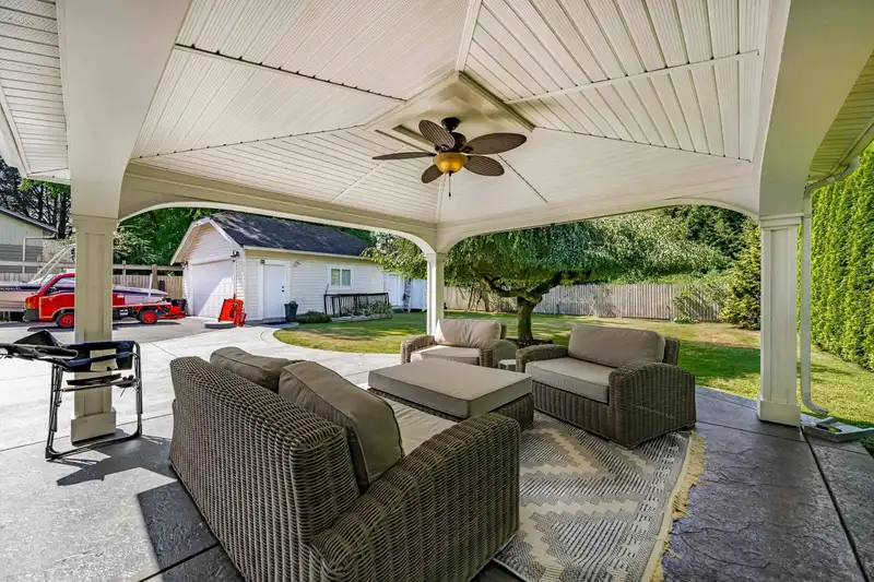 20994 OLD YALE ROAD - photo 1 of 21