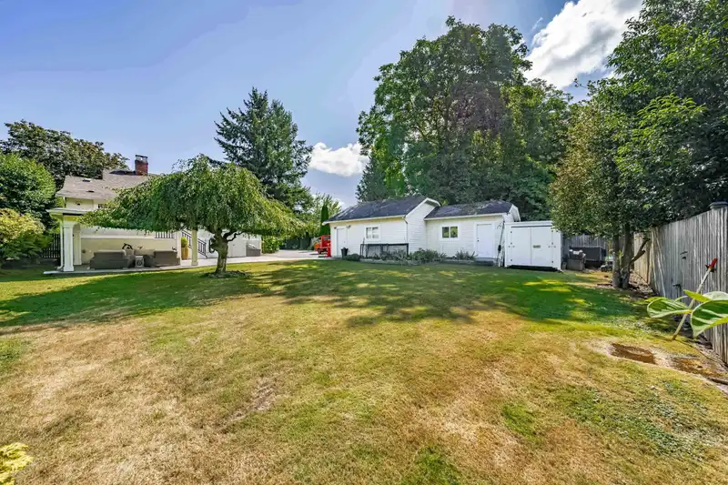 20994 OLD YALE ROAD - photo 3 of 21