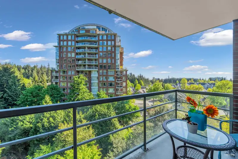 707 5639 HAMPTON PLACE - photo 2 of 40