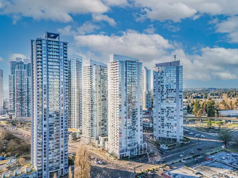 2509 13688 100 AVENUE - photo 3 of 29