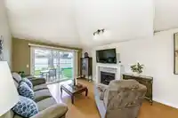 37 9045 WALNUT GROVE DRIVE - thumbnail 3