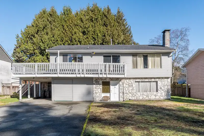 1247 TAMARACK PLACE - photo 2 of 34