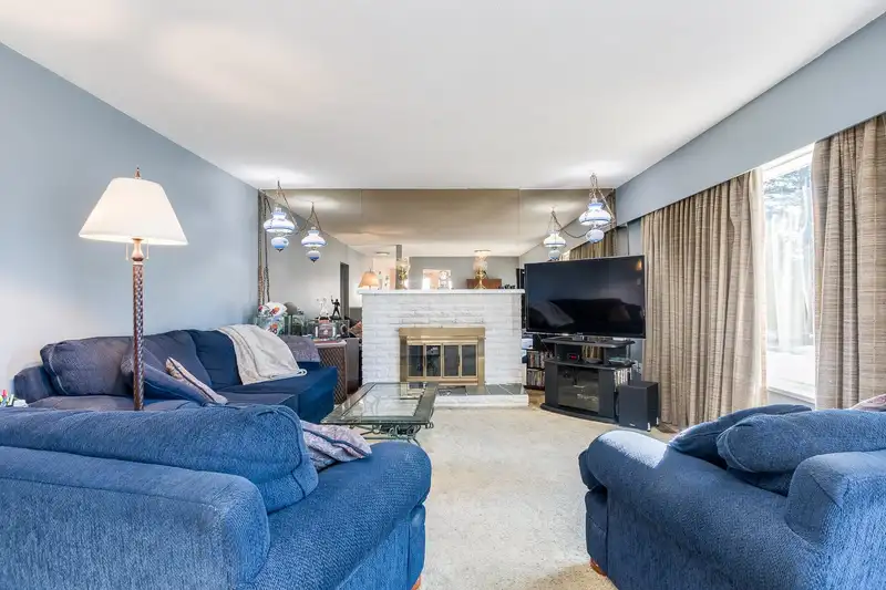 1247 TAMARACK PLACE - photo 4 of 34