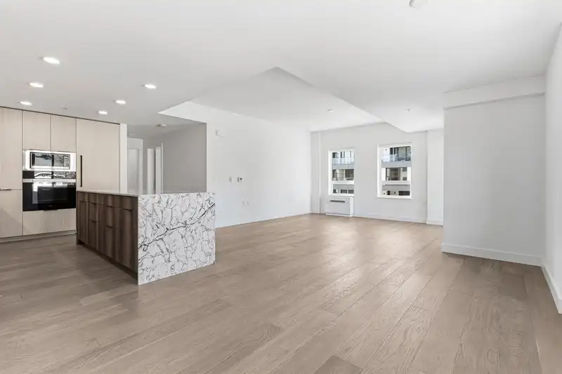 301 3590 W 39TH AVENUE - photo 3 of 26