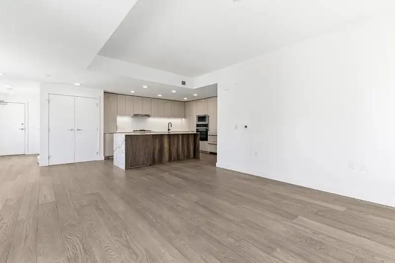 301 3590 W 39TH AVENUE - photo 4 of 26