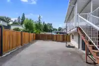 7869 143A STREET - thumbnail 30