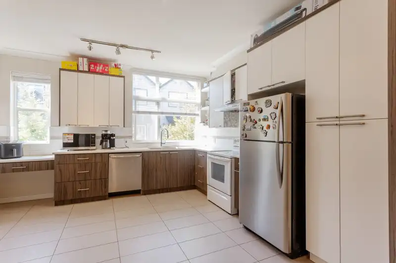 107 7533 GILLEY AVENUE - photo 2 of 17