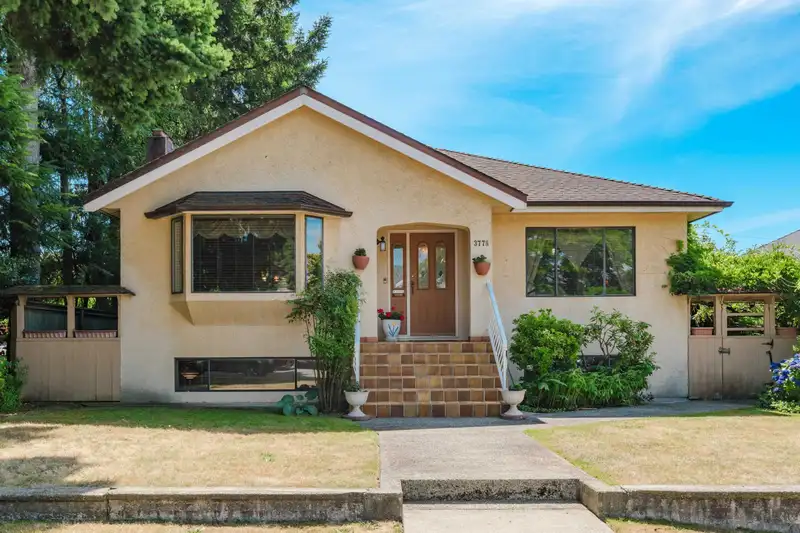 3778 TRIUMPH STREET - photo 1 of 22