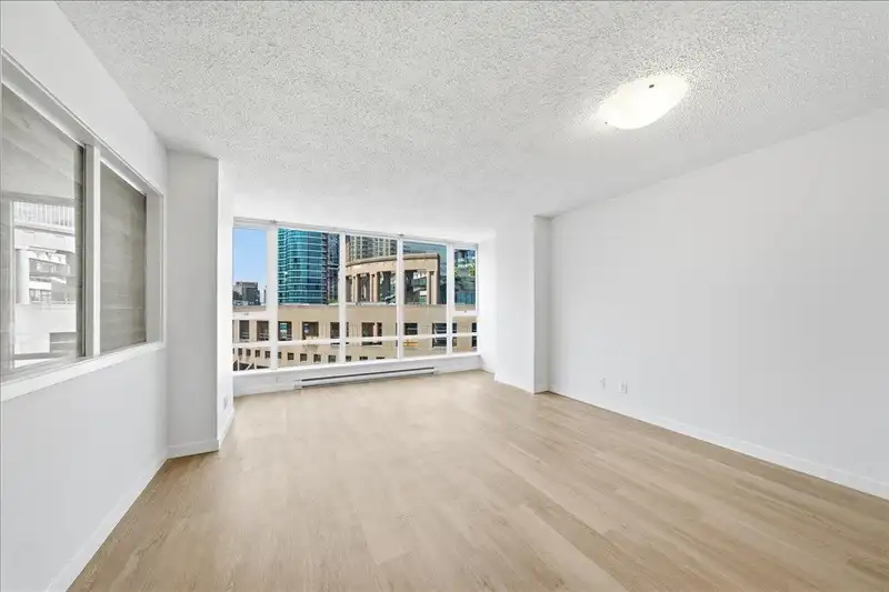 1605 788 HAMILTON STREET - photo 3 of 38