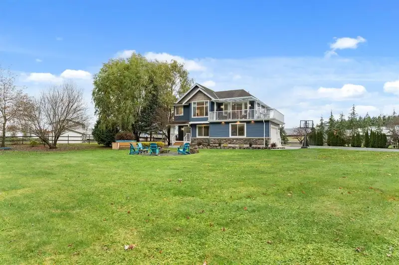 43057 VEDDER MOUNTAIN ROAD - photo 1 of 40