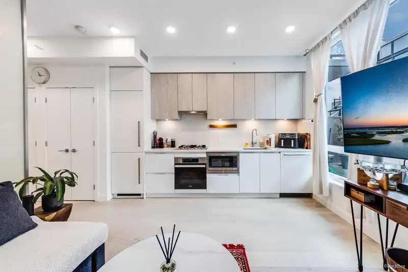 102 4240 CAMBIE STREET - photo 2 of 23