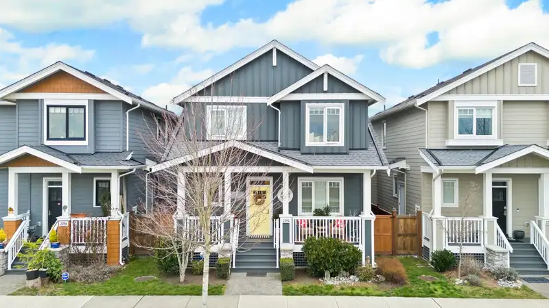 2294 CORMORANT DRIVE - photo 3 of 40