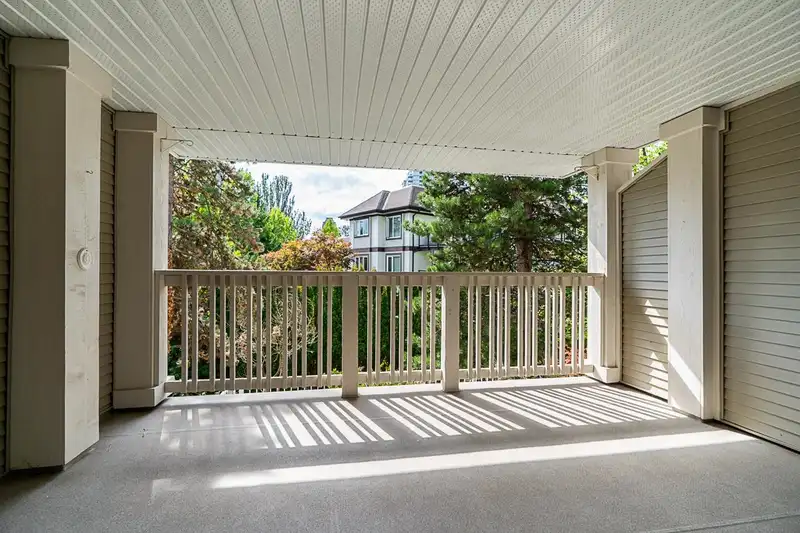 4 7179 18TH AVENUE - photo 4 of 37