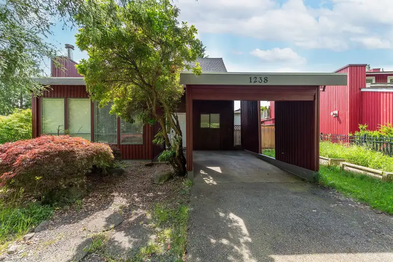 1238 GABRIOLA DRIVE - photo 2 of 17