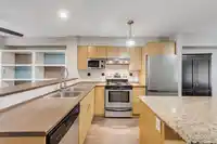 19 20350 68 AVENUE - thumbnail 3