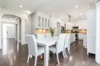 8746 208 STREET - thumbnail 3