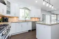 8746 208 STREET - thumbnail 9