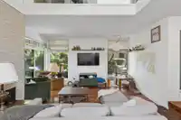 4430 YEW STREET - thumbnail 2