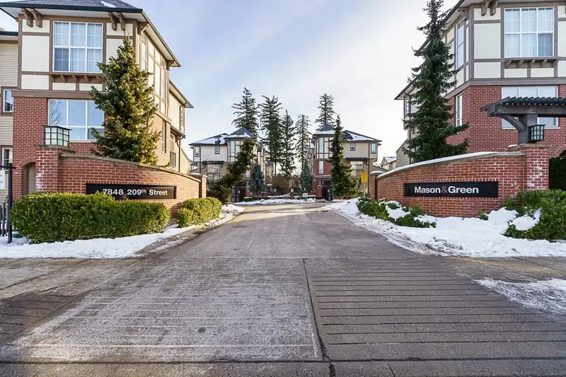 69 7848 209 STREET - photo 1 of 33