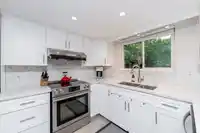 1787 148A STREET - thumbnail 11