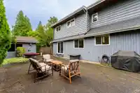 1787 148A STREET - thumbnail 31