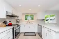 1787 148A STREET - thumbnail 10