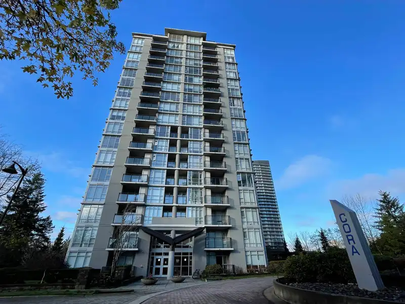 1206 555 DELESTRE AVENUE - photo 1 of 28