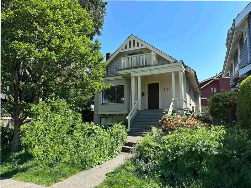 3086 W 2ND AVENUE - photo 1 of 28