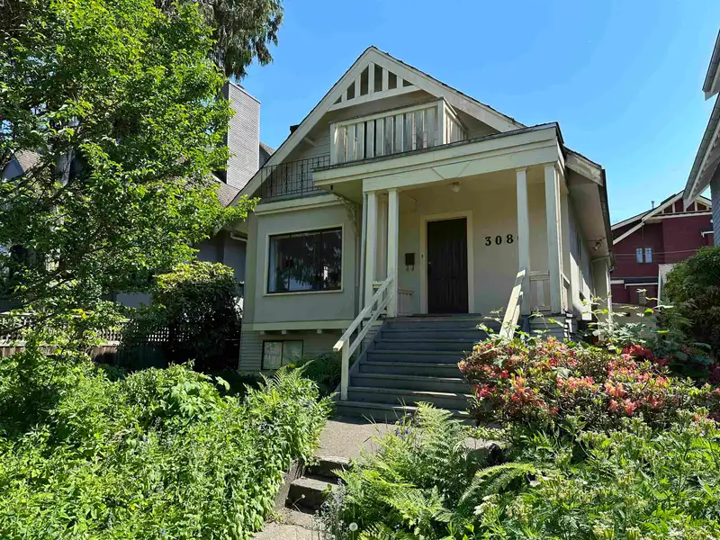 3086 W 2ND AVENUE - photo 2 of 28
