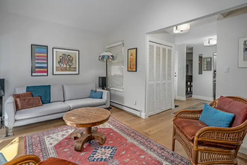 2413 W 5TH AVENUE - photo 4 of 25