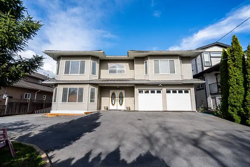 319 LAWRENCE STREET - photo 1 of 29