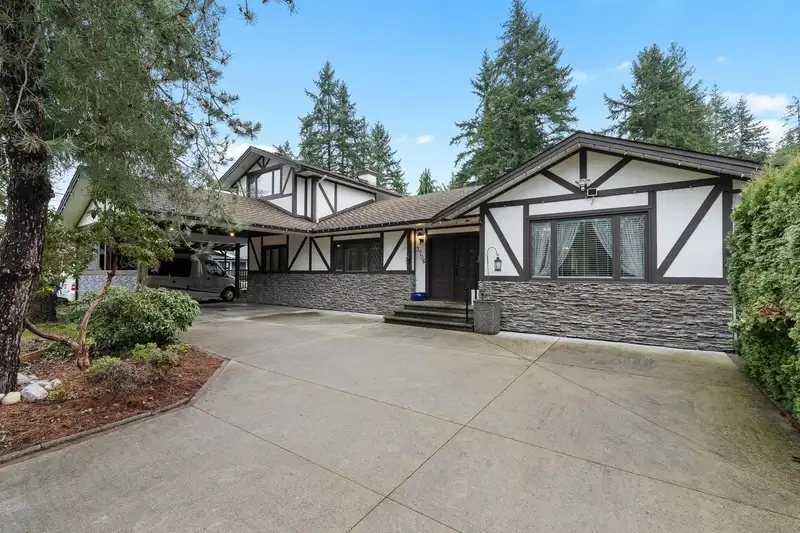 3706 207B STREET - photo 1 of 33