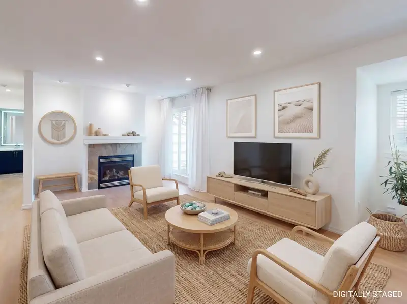 409 15621 MARINE DRIVE - photo 3 of 25