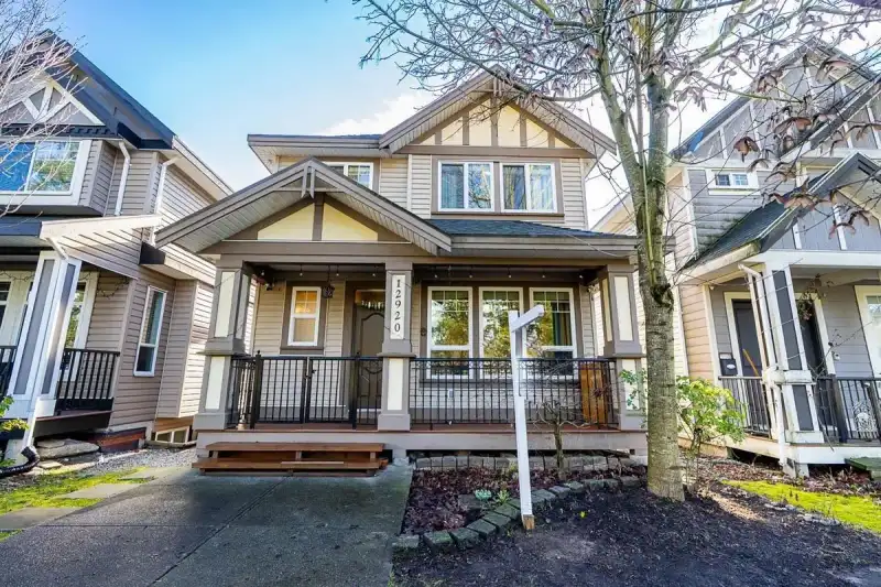12920 60 AVENUE - photo 1 of 34