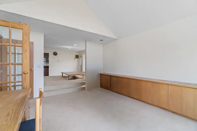 5275 MCKEE STREET - photo 4 of 40