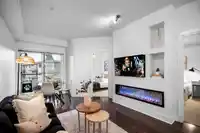 206 20630 DOUGLAS CRESCENT - thumbnail 1