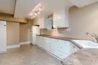 2240 198 STREET - thumbnail 29