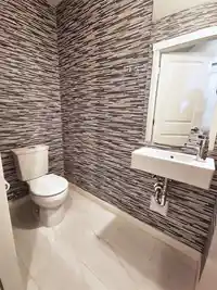 14 5510 ADMIRAL WAY - thumbnail 11