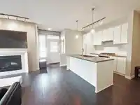 14 5510 ADMIRAL WAY - thumbnail 8