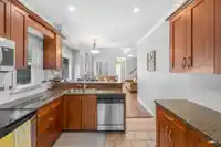 9 19977 71 AVENUE - thumbnail 11